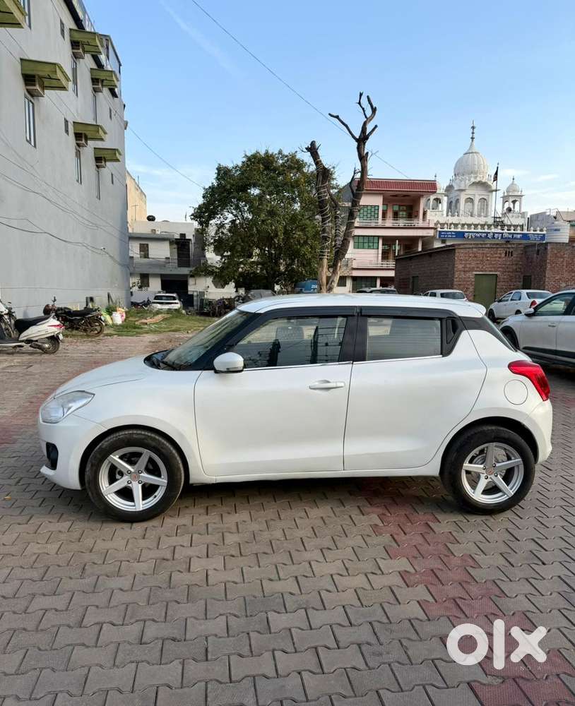 Maruti Suzuki Swift Vxi Optional, 2019, Petrol