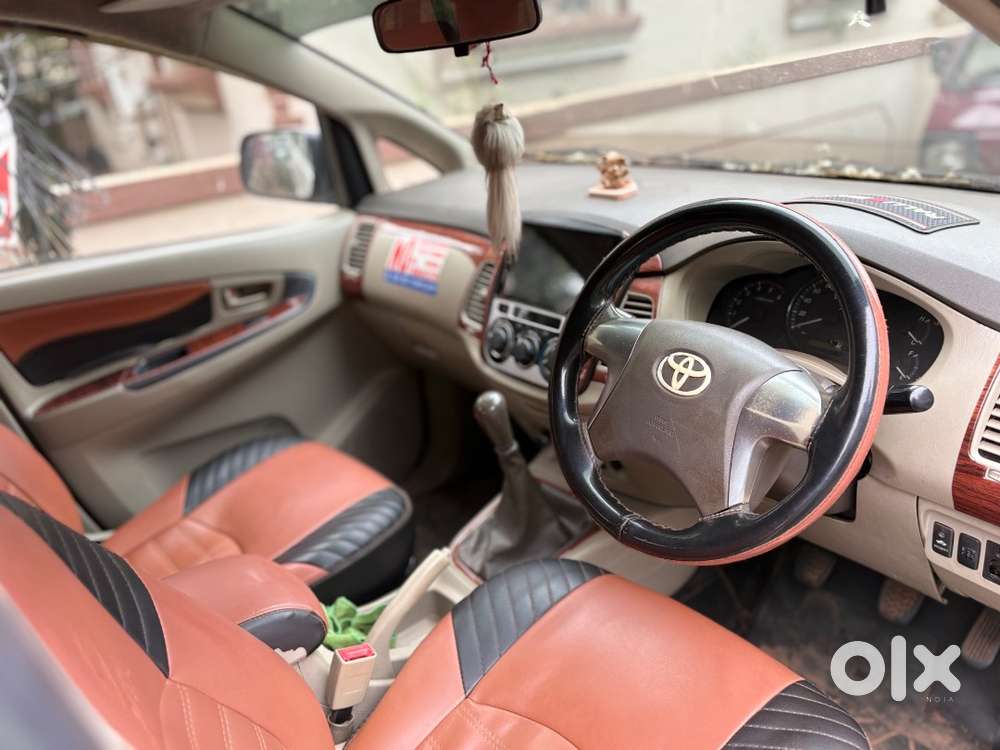 Toyota Innova 2014 Diesel Well Maintained