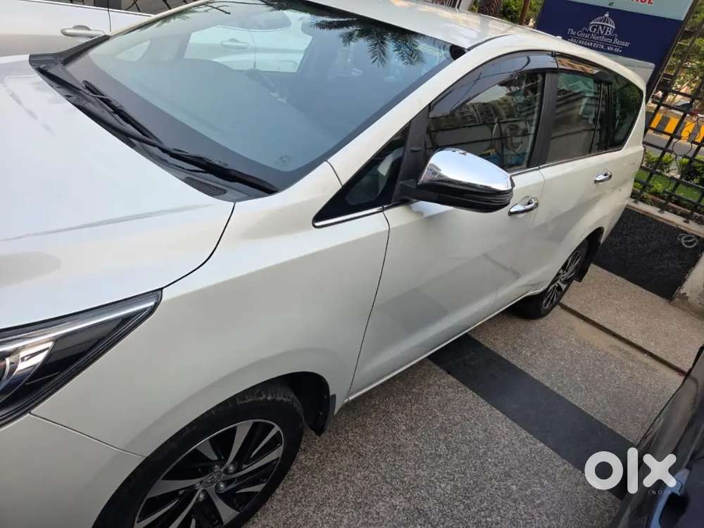 Toyota Innova Crysta 2022 Diesel 49200 Km Driven