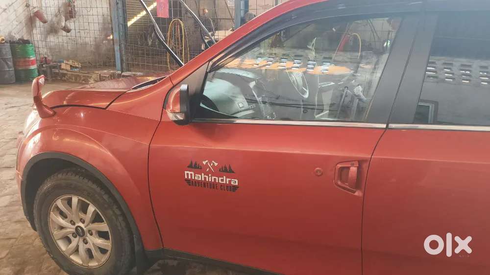 Mahindra Xuv500 2.2 W10 2015 All Papers Ok Tax Till 2030