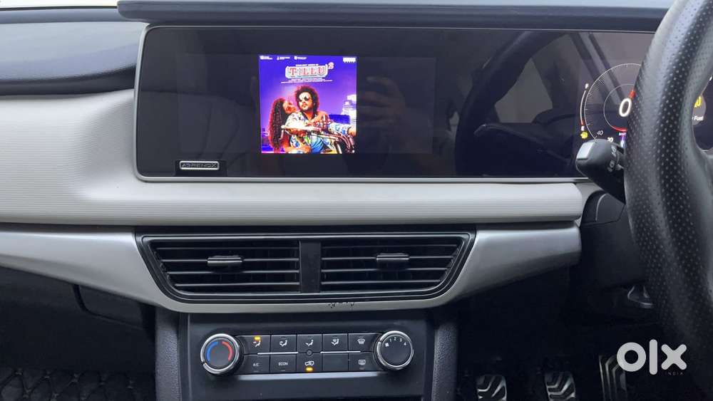 Mahindra Xuv700 2.2 Ax 5 Diesel Mt Str, 2023, Diesel