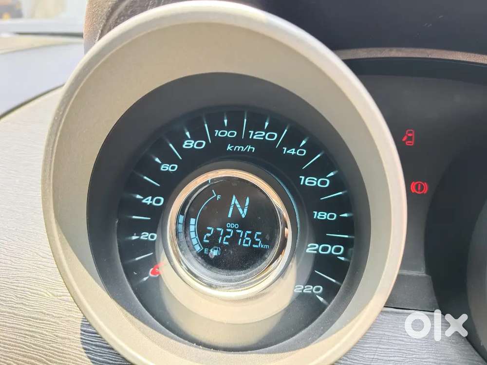 Mahindra Xuv W8 
Model... 2015/2016
Single Owner 
Km... 2.70.000