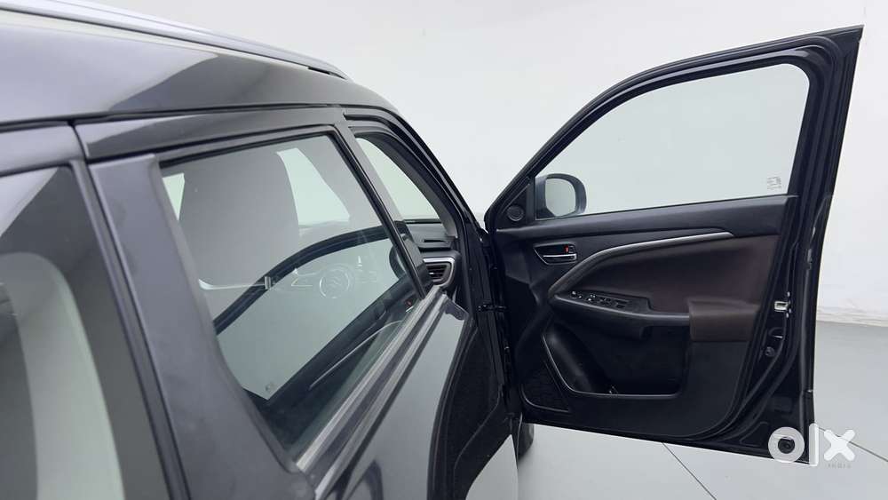 Maruti Suzuki Vitara Brezza 1.5 Zxi At, 2024, Petrol