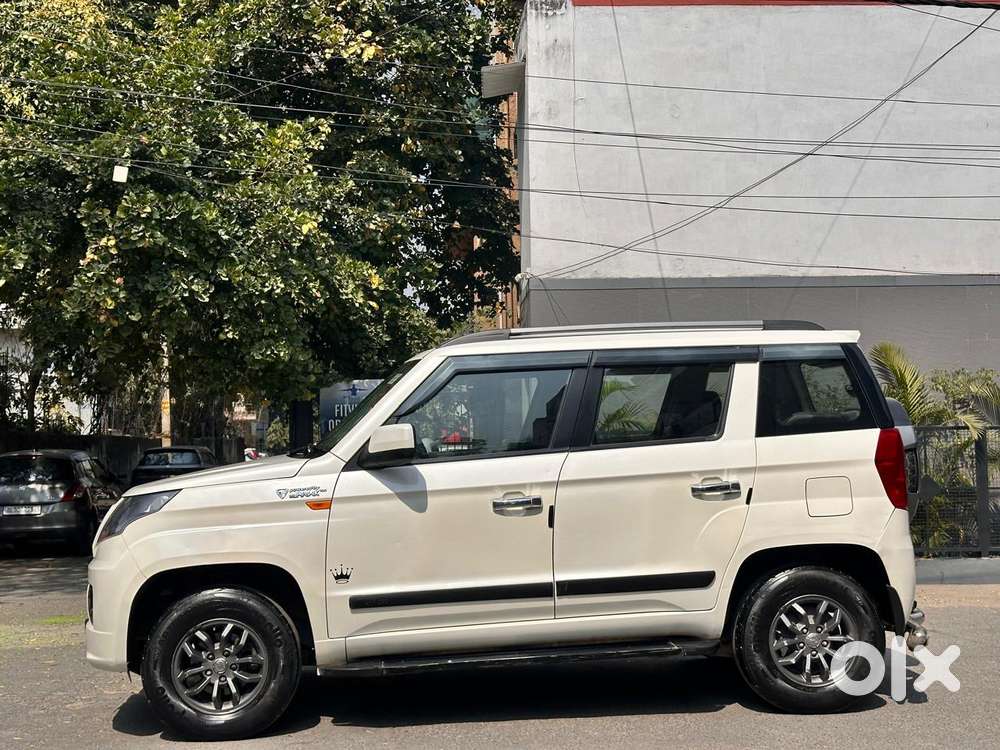 Mahindra Tuv 300 T10, 2018, Diesel