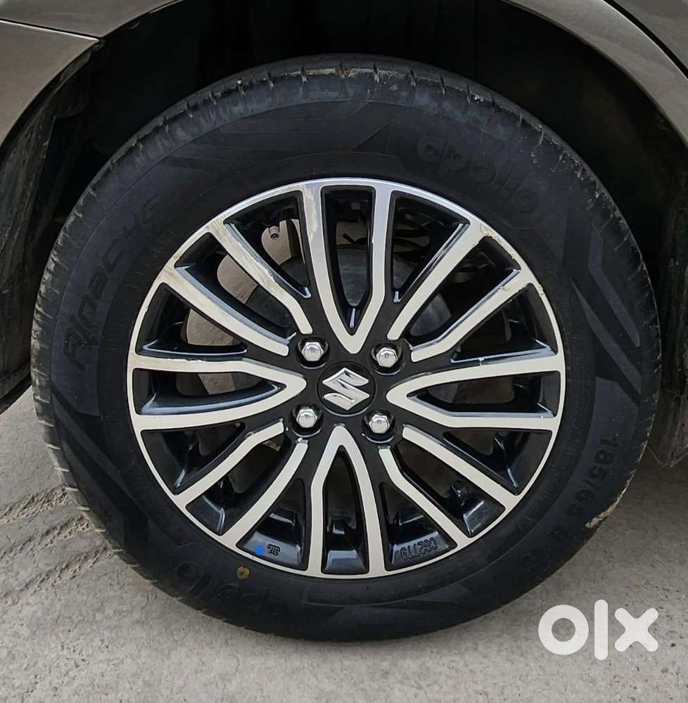 Maruti Suzuki Dzire 1.2 Zxi Amt, 2022, Petrol