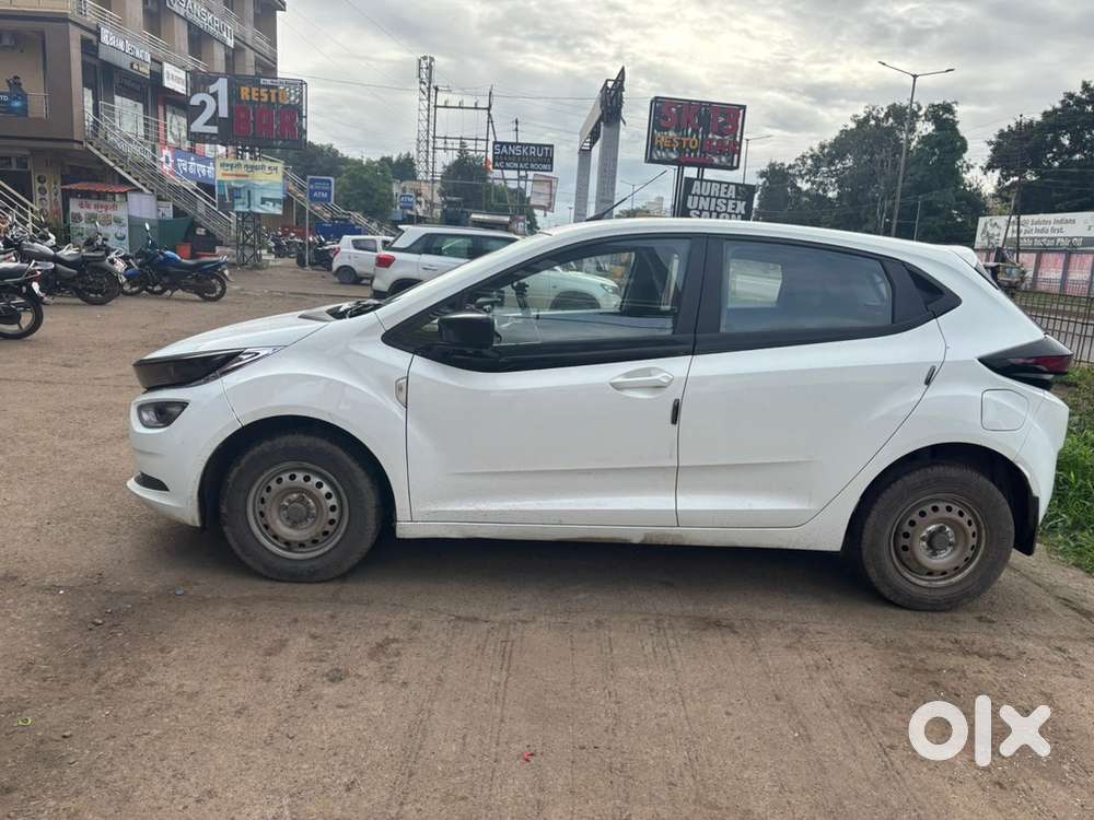 Tata Altroz 2021 Petrol In A Good Condition