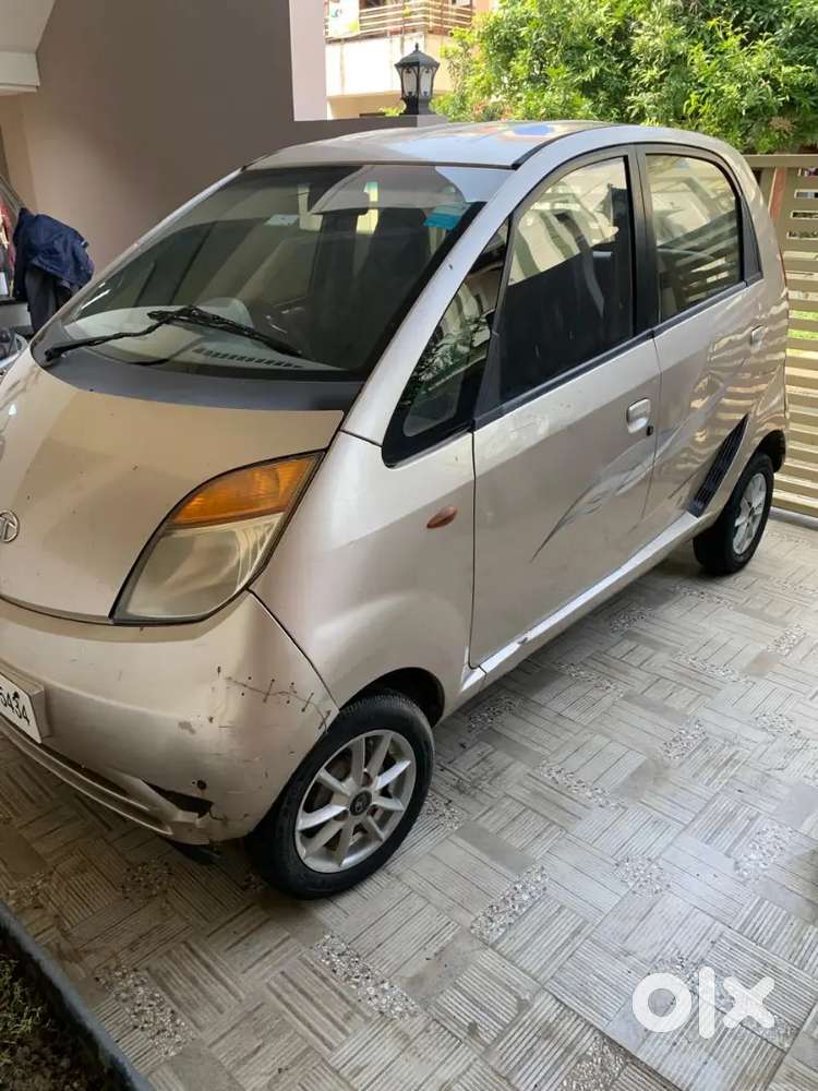Tata Nano Xe 2010 Car