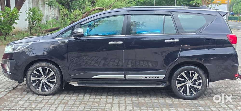 Toyota Innova Crysta 2.8 Zx At, 2022, Diesel