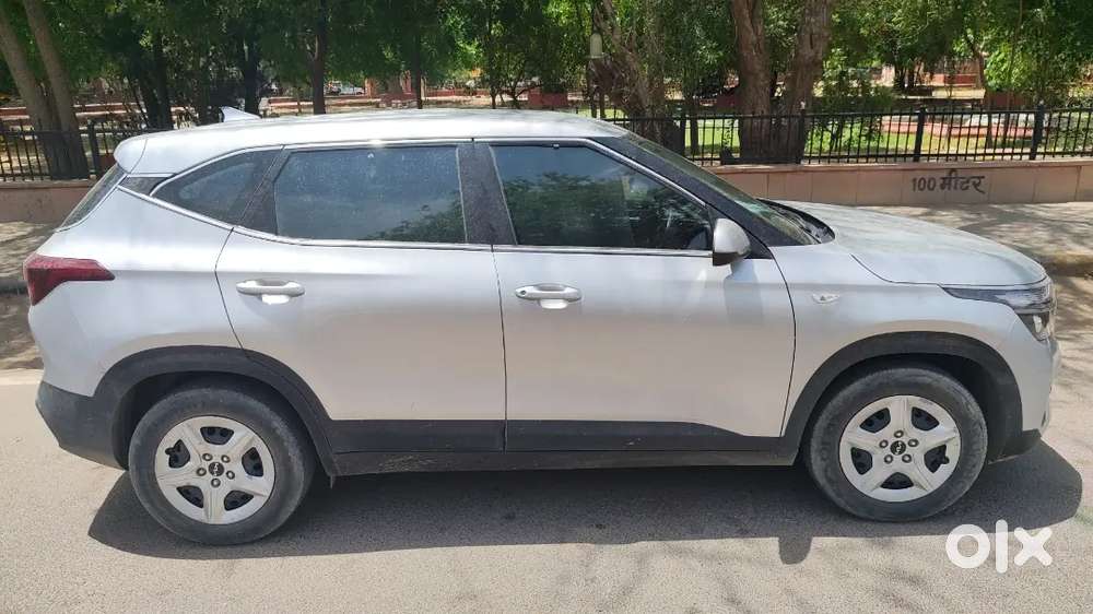 Kia Seltos 2023 Petrol Well Maintained
