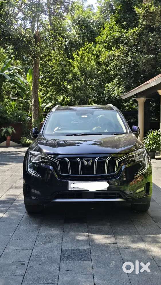 Mahindra Xuv700 Ax7l November 2022 Diesel Automatic Well Maintained.