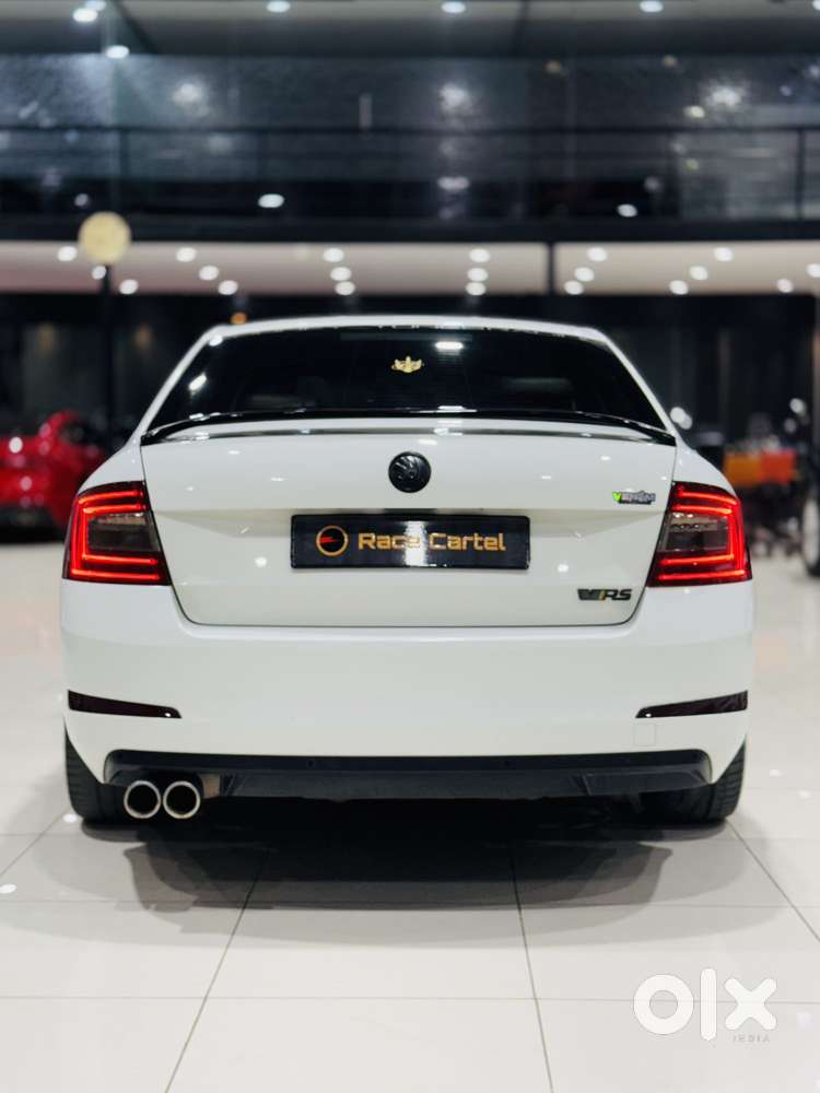 Skoda Octavia [2015-2017] 1.8 Ambition Plus Tsi At, 2015, Petrol