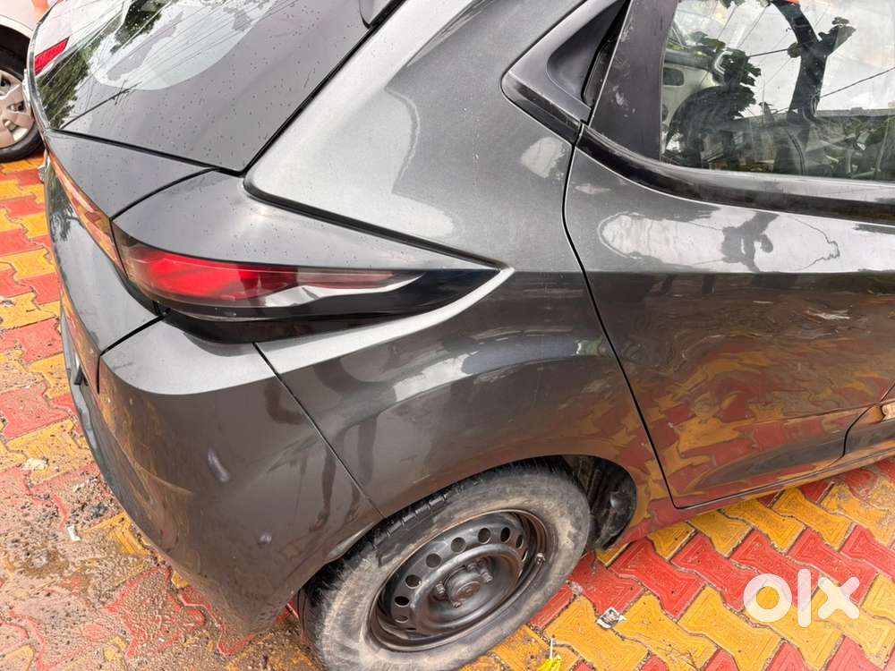 Tata Altroz Xe 2021 Cng Plus Petrol