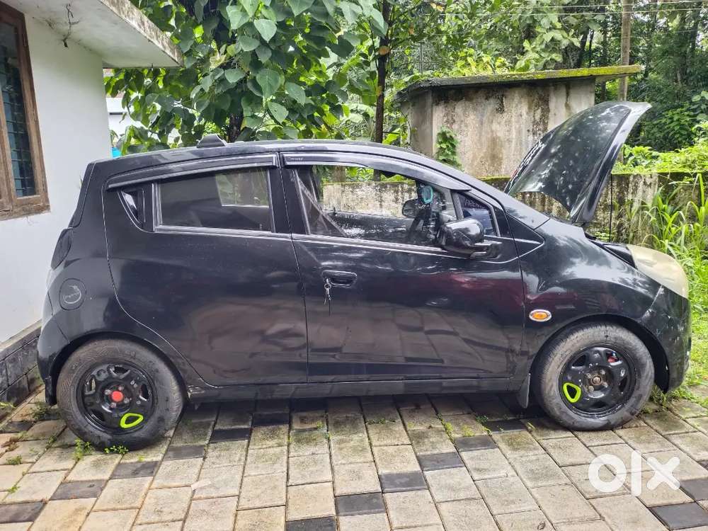 Chevrolet Beat  Petrol 2013