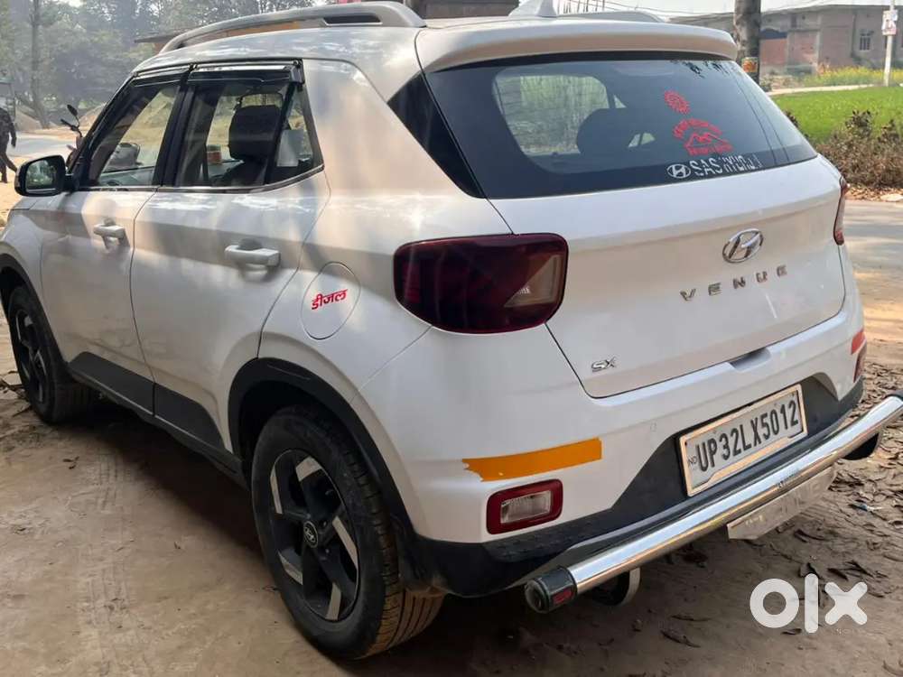 Hyundai Venue 2021 Diesel 89000 Km Driven