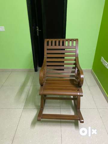 Olx on sale wooden chair