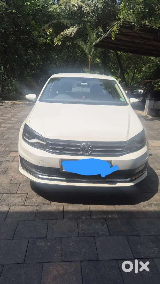 Full Clear Family Car