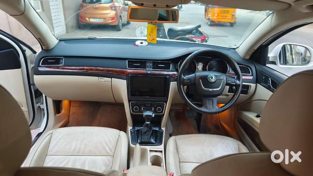 Skoda Superb 2010 Petrol Well Maintained