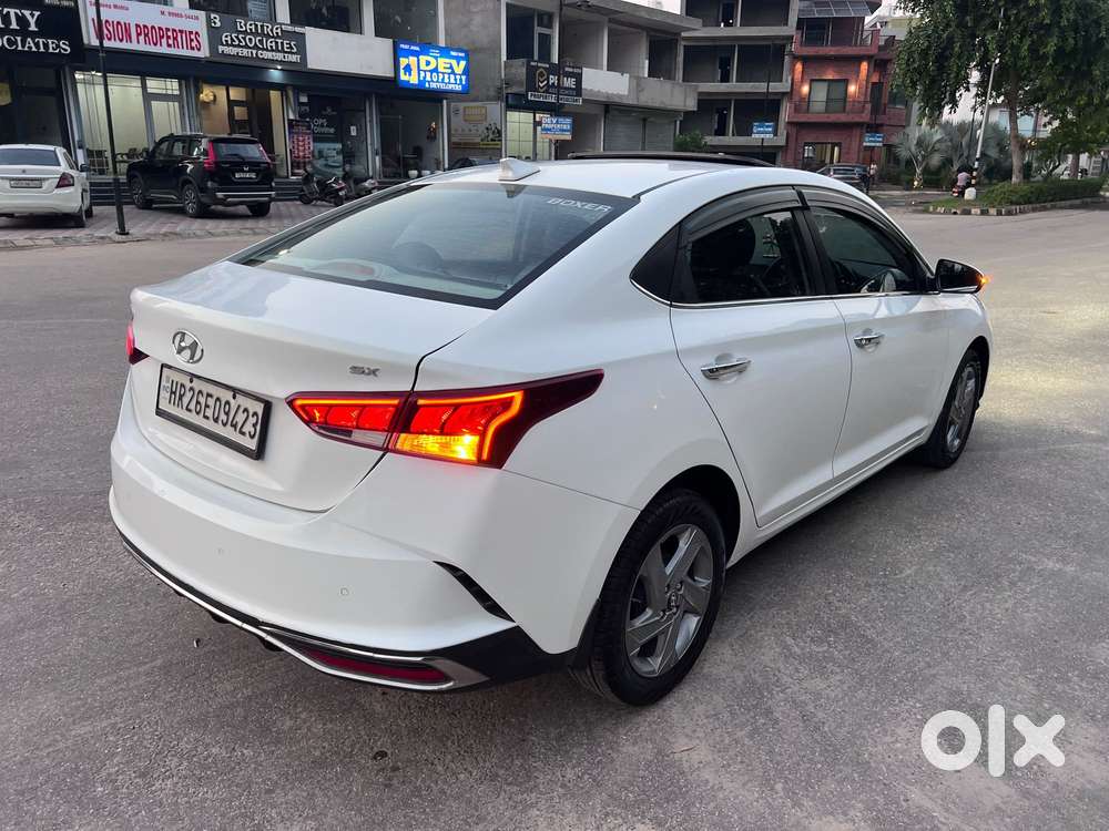 Hyundai Verna 1.5 Sx Petrol Mt, 2021, Petrol