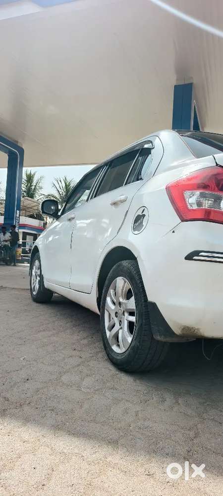 Maruti Suzuki Swift Dzire 2012