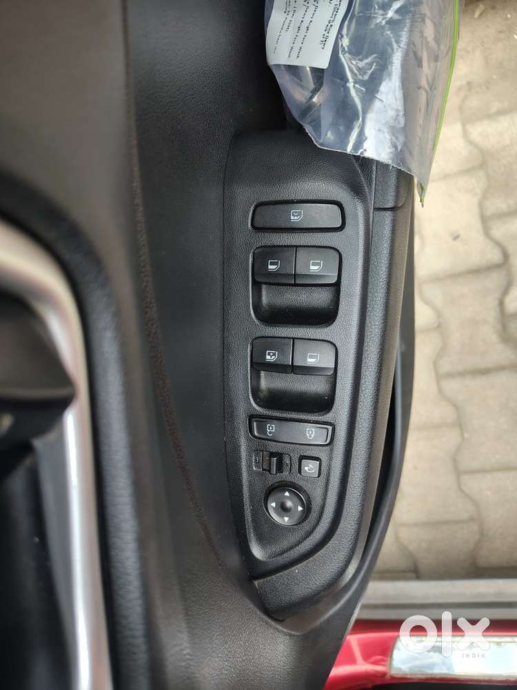 Hyundai Venue Sx Plus Turbo Dct, 2019, Petrol