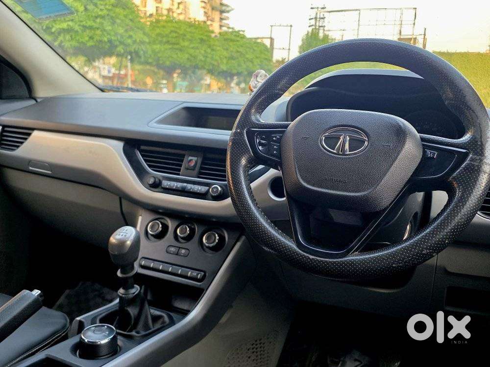 Tata Nexon 1.5 Revotorq Xm, 2018, Diesel
