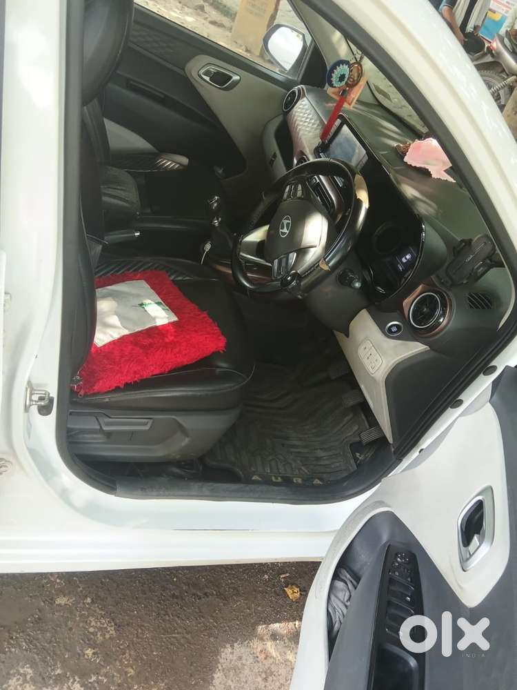 Hyundai Aura 2024 Model Sx Cng (commercial)