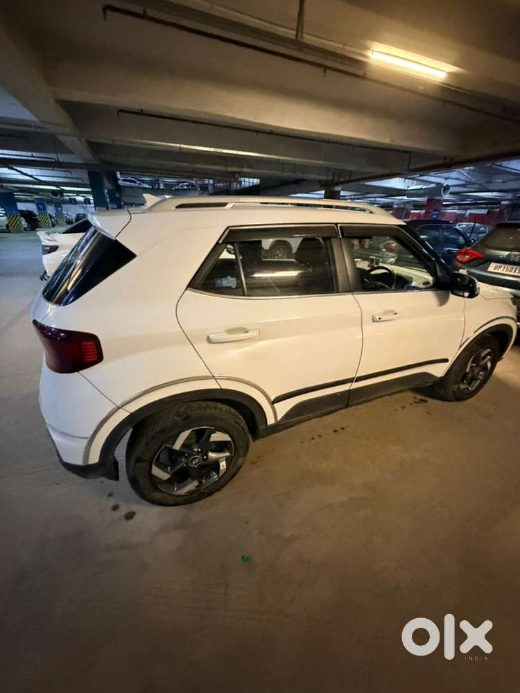 Hyundai Venue Diesel 2021
