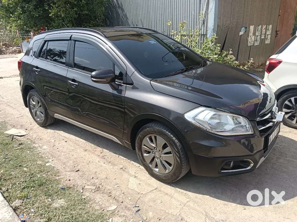 2016 Model
Singal Owner 
Top Model