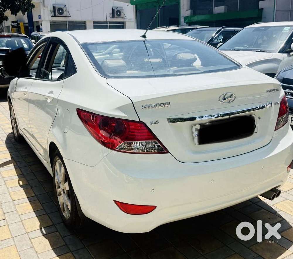 Hyundai Fluidic Verna 1.6 Vtvt Sx, 2013, Petrol