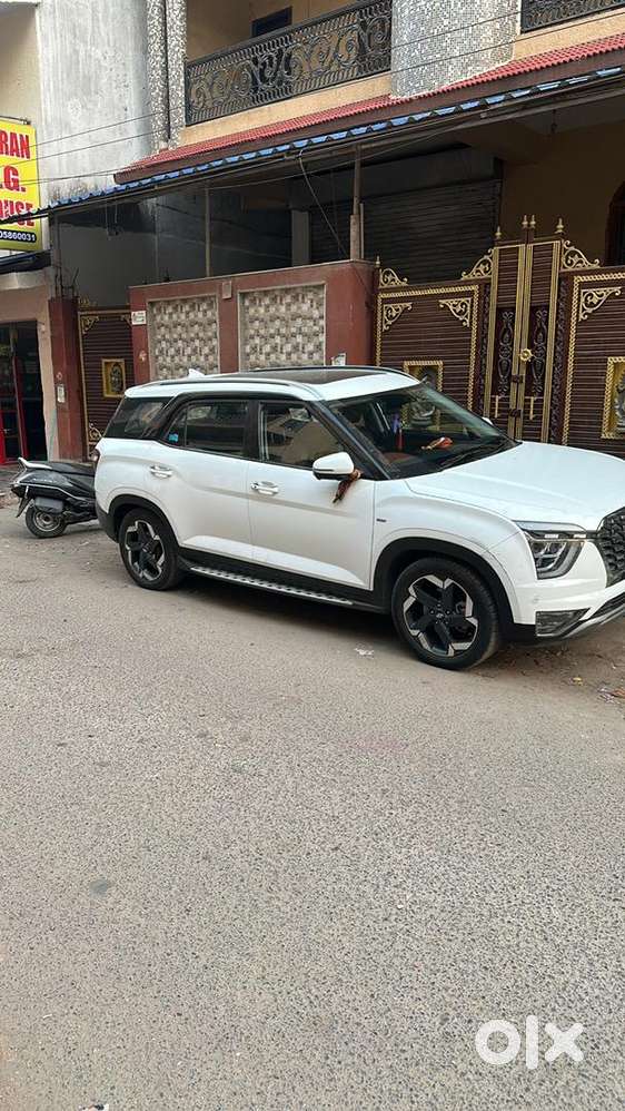 Hyundai Alcazar Top End 2021 , Well Maintained ,