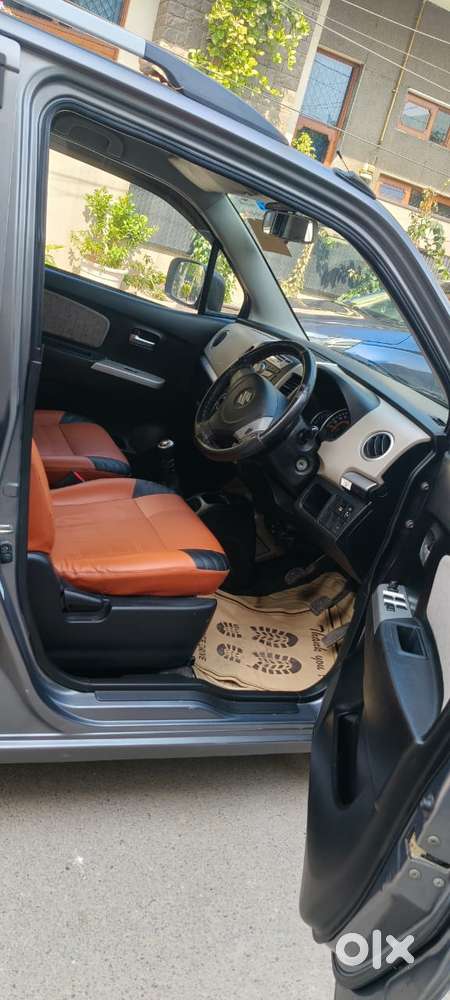 Maruti Suzuki Wagon R Vxi 1.0, 2016, Petrol