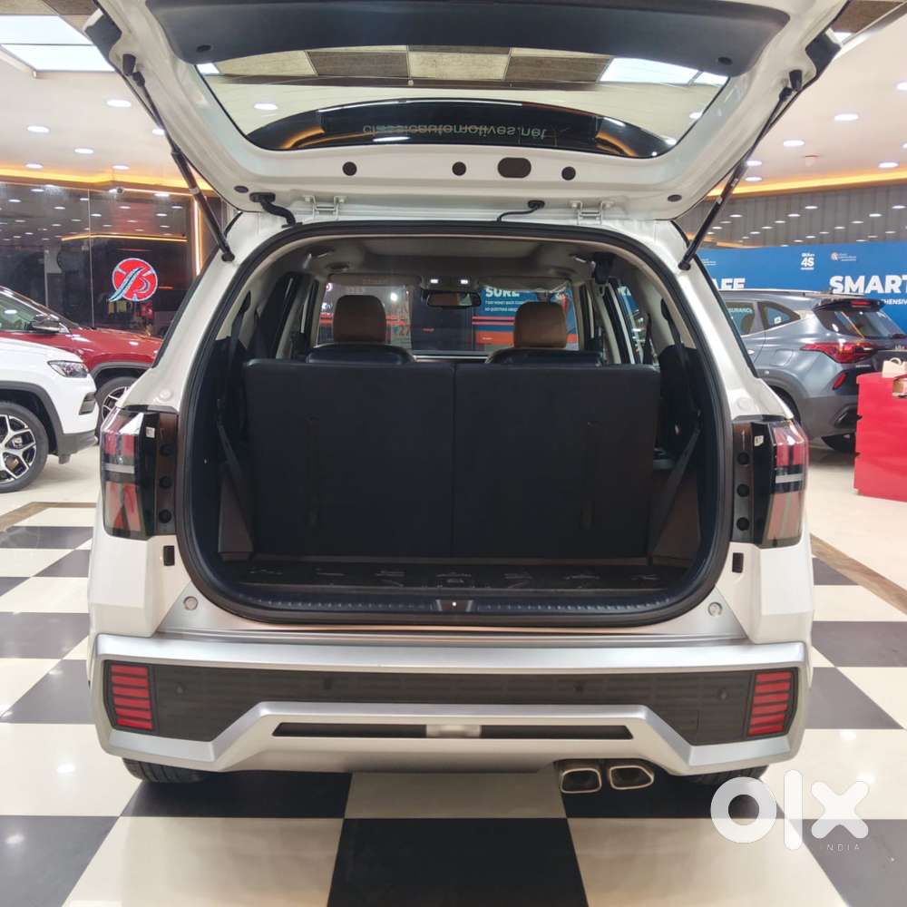 Hyundai Alcazar Signature 1.5 Petrol Dct 6str, 2025, Petrol