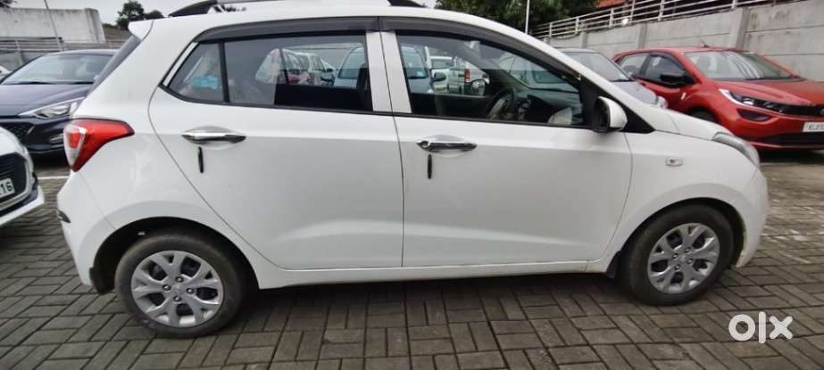 Hyundai Grand I10 Magna, 2016, Petrol