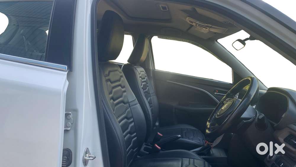 Maruti Suzuki Brezza 1.5 Zxi At Smart Hybrid, 2023, Petrol