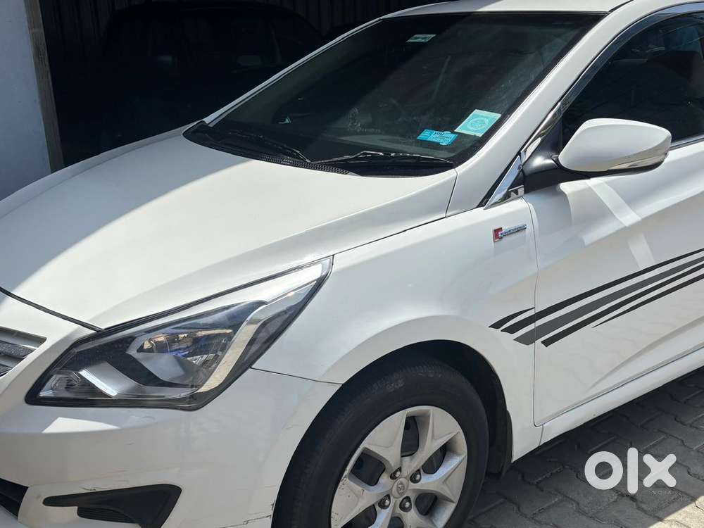 Hyundai Verna Transform 1.6 Vtvt Audio, 2016, Petrol