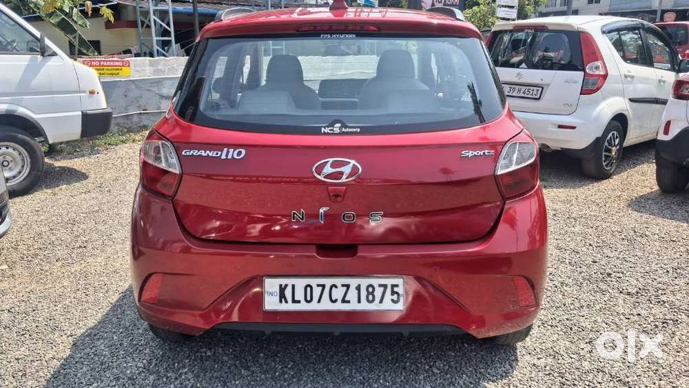 Hyundai Grand I10 Nios Amt Sportz, 2022, Petrol