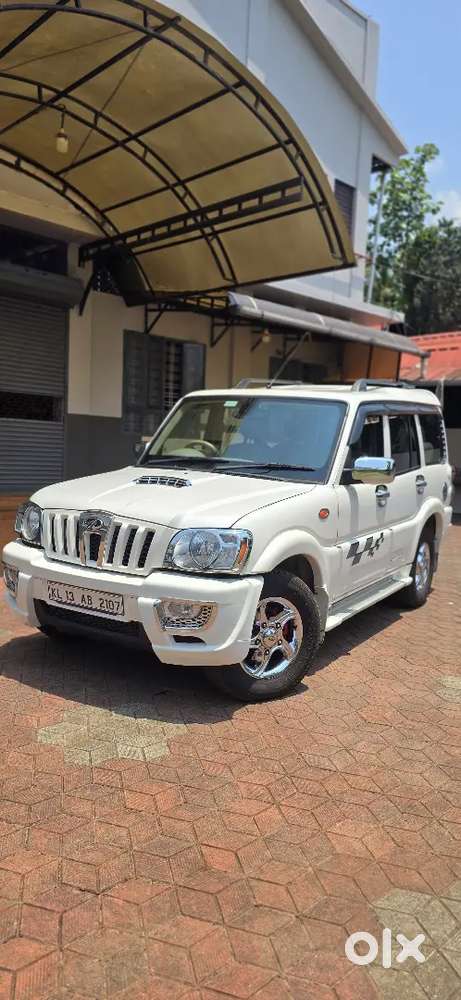 Mahindra Scorpio 2013