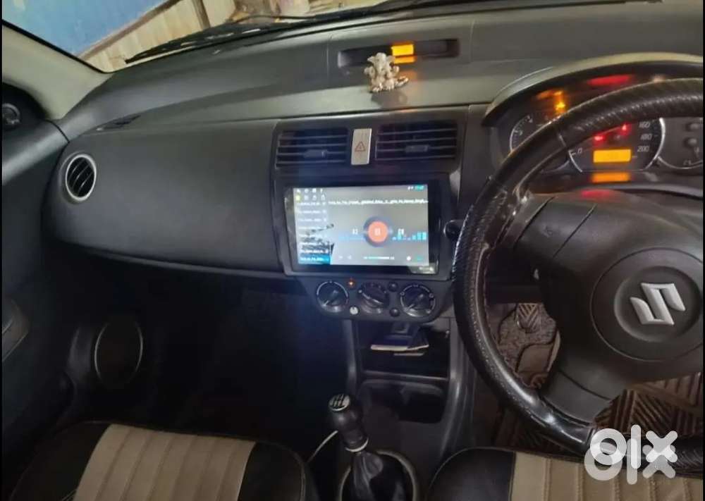 Maruti Suzuki Swift 2011 Diesel 225000 Km Driven