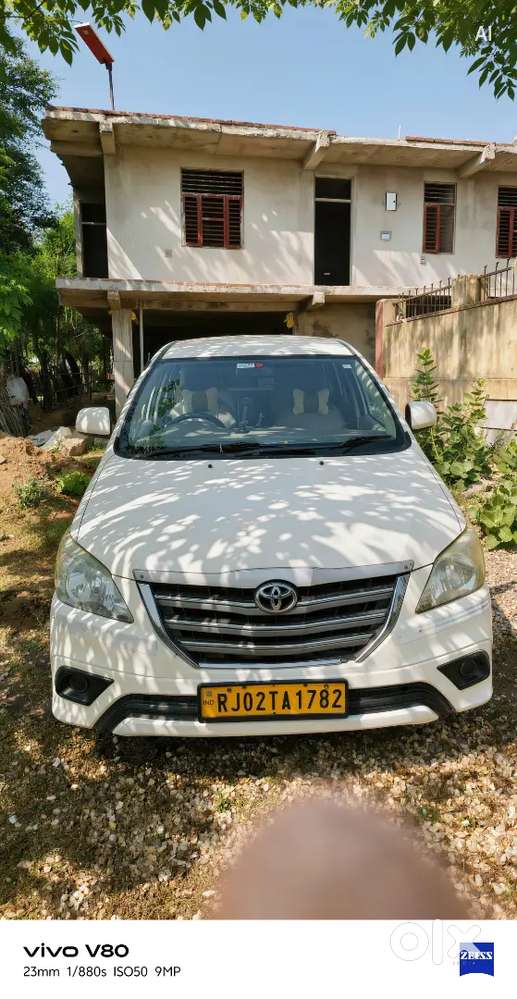 Toyota Innova 2014 Diesel 190000 Km Driven