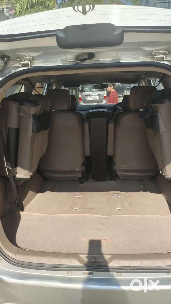 Toyota Innova Diesel (2016) Model And 85343 Kms Driven