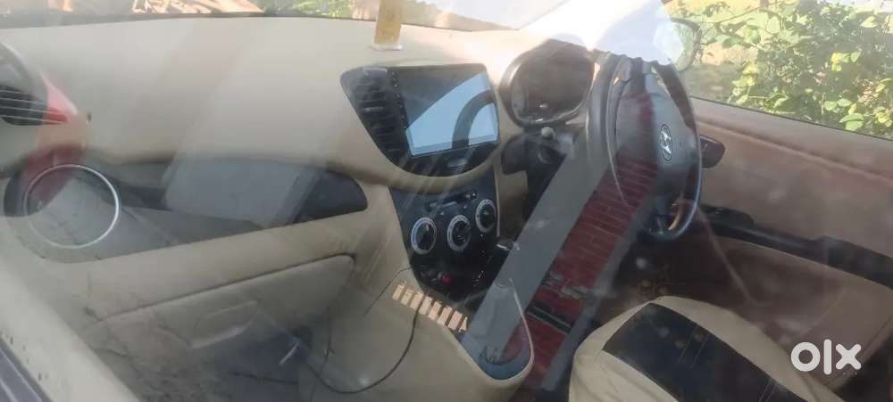 Hyundai I10 Sportz Petrol 2010