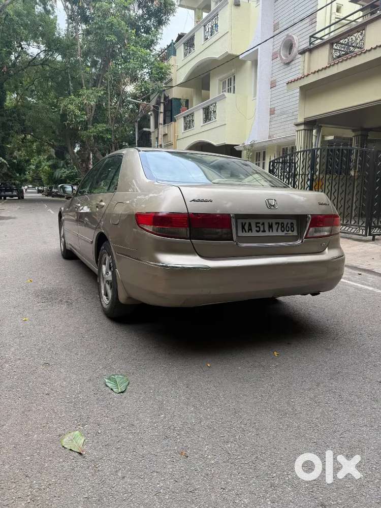 Honda Accord 2.4 Ivtec

Model: Honda Accord 2006 Petrol Good Condition