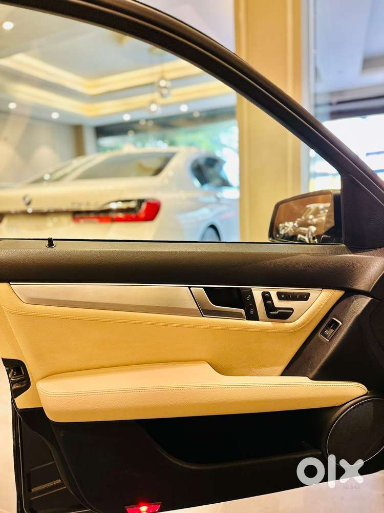 Mercedes-benz C-class C 200 Progressive, 2012, Petrol
