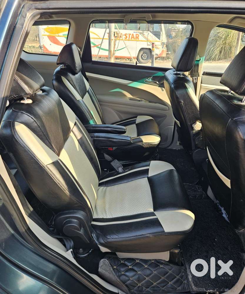 Mahindra Marazzo M6, 2018, Diesel