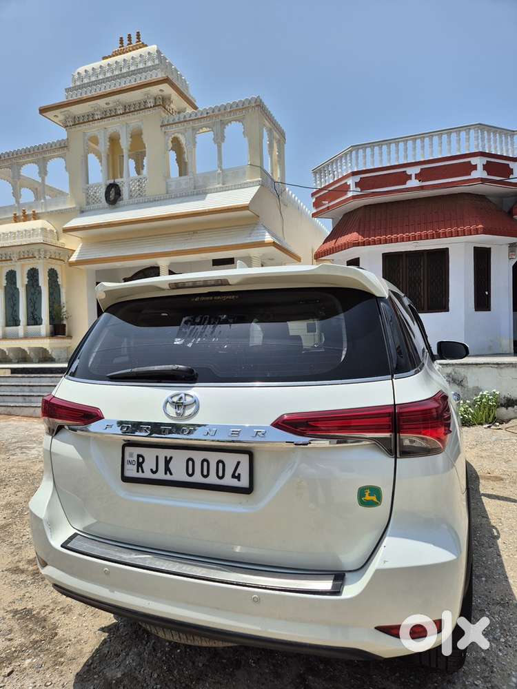 Toyota Fortuner Legender 4x2 Diesel 2018
