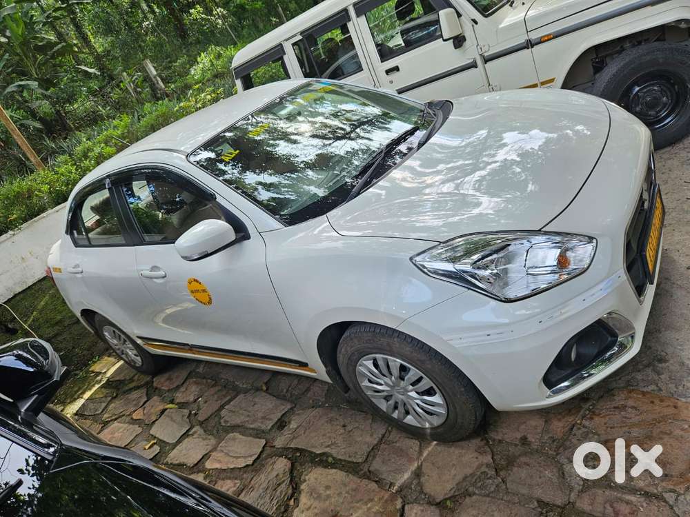 Maruti Suzuki Dzire 1.2 Vxi, 2022, Petrol