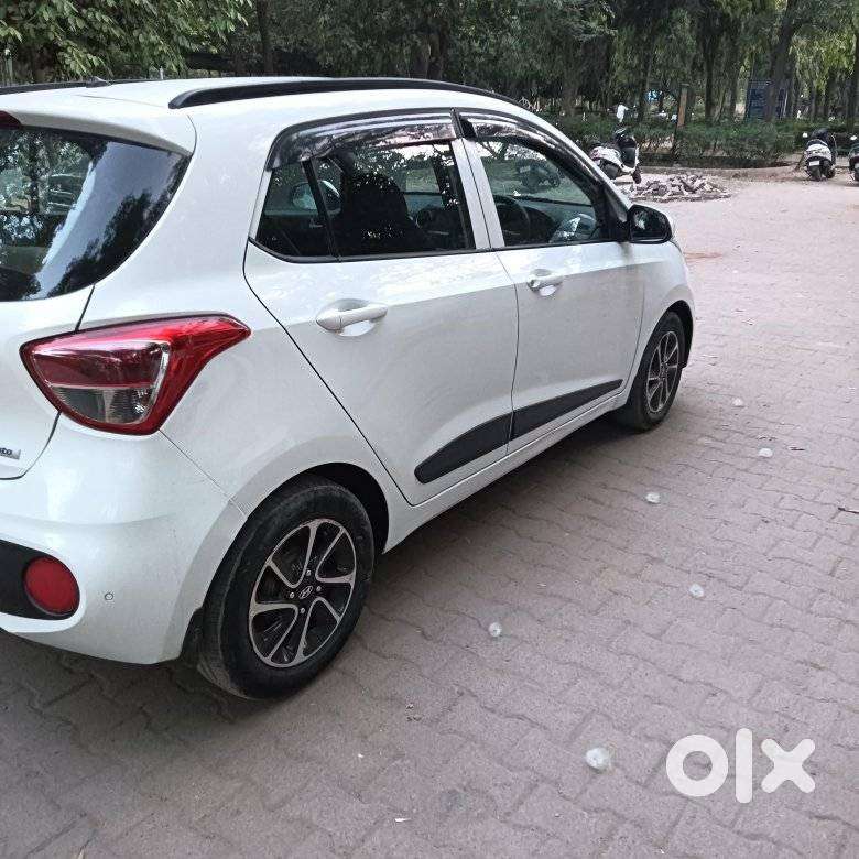 Hyundai Grand I10 1.2 Kappa Sportz Option At, 2018, Cng & Hybrids