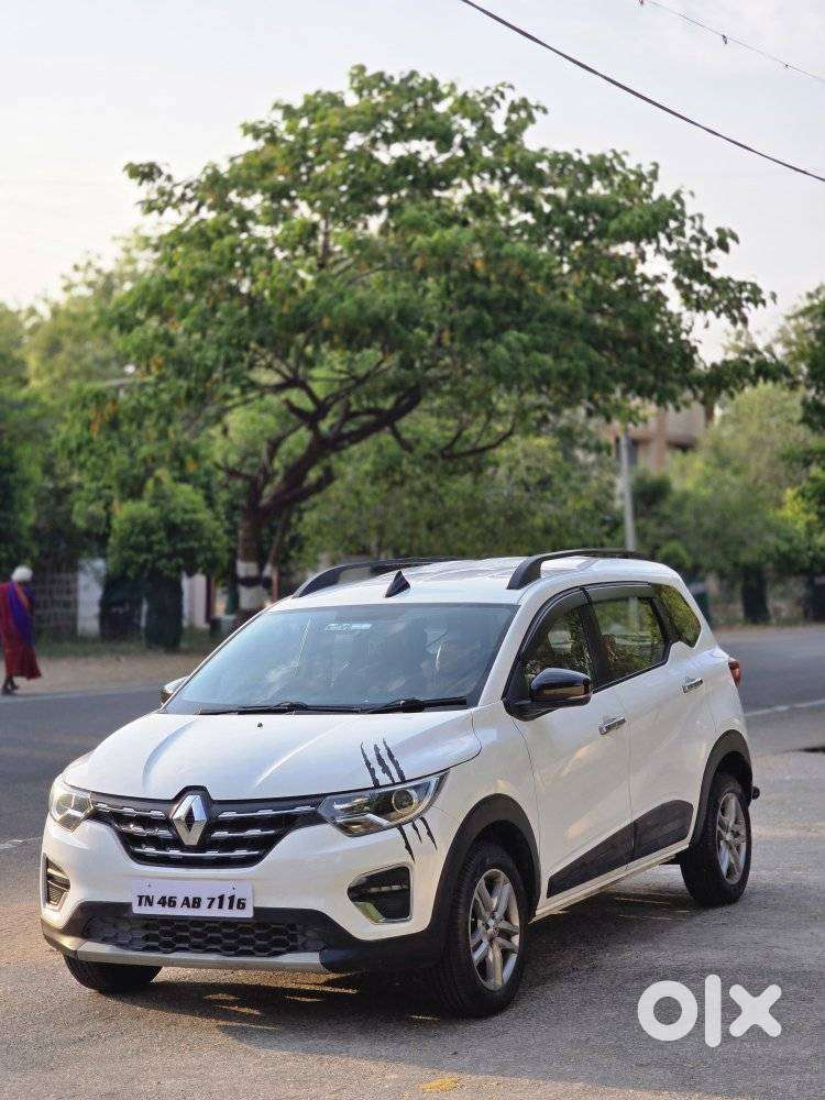 Renault Triber Rxz, 2022, Petrol