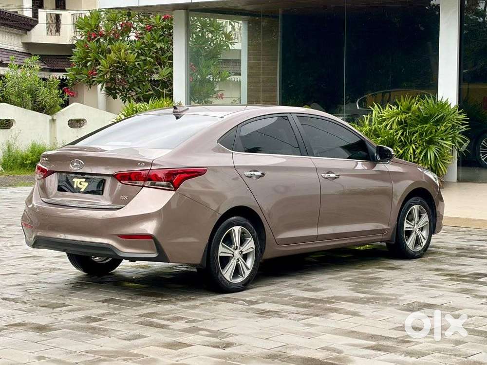 Hyundai Verna Sx(o) Petrol At, 2017, Petrol