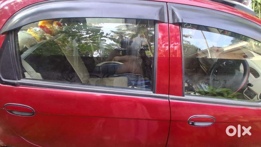 Chevrolet Spark Petrol 2011